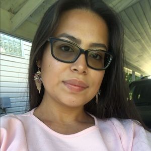 Meet your Posher, Flor